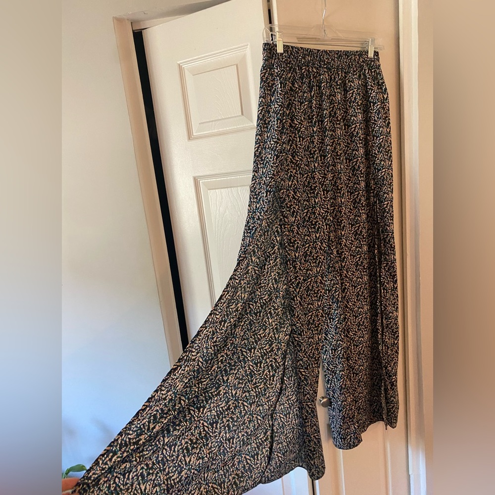 BCBGeneration Flowy Pants